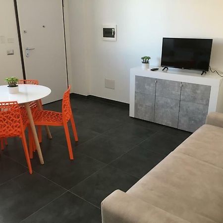 Bilo Arancione Apartment Porto Torres Luaran gambar