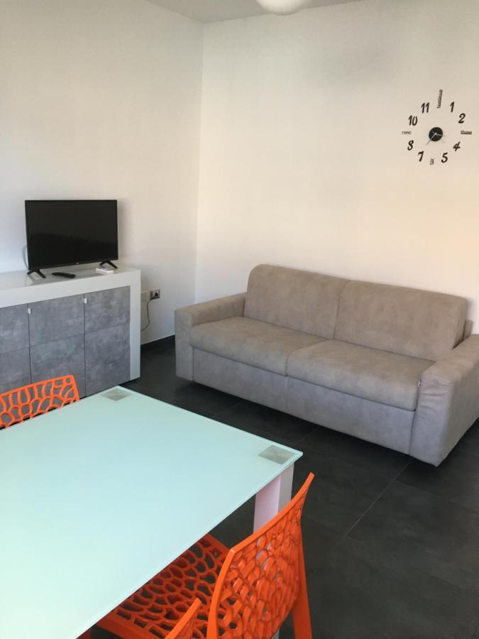 Bilo Arancione Apartment Porto Torres Luaran gambar