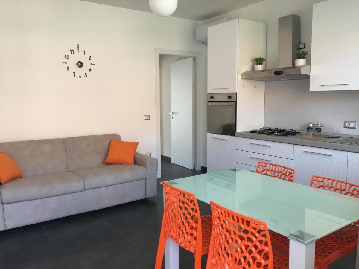 Bilo Arancione Apartment Porto Torres Luaran gambar
