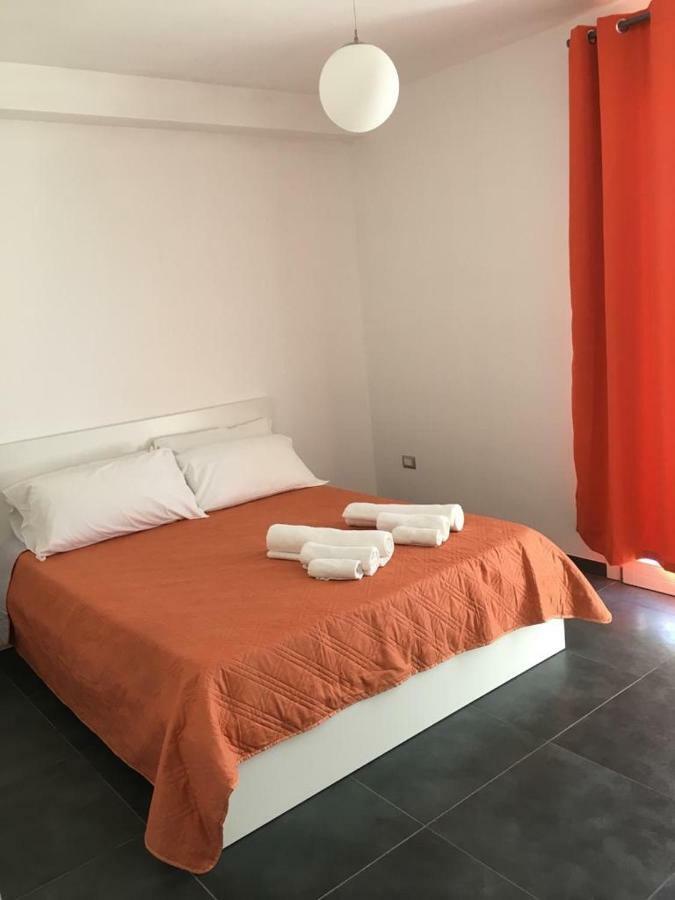 Bilo Arancione Apartment Porto Torres Luaran gambar