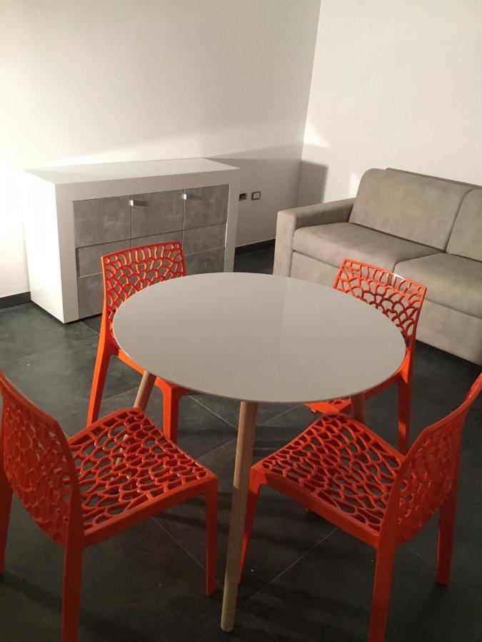 Bilo Arancione Apartment Porto Torres Luaran gambar
